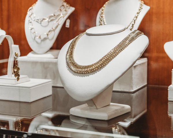 Unlocking the Value: A Guide to Selling your Gold Jewelry and Gold