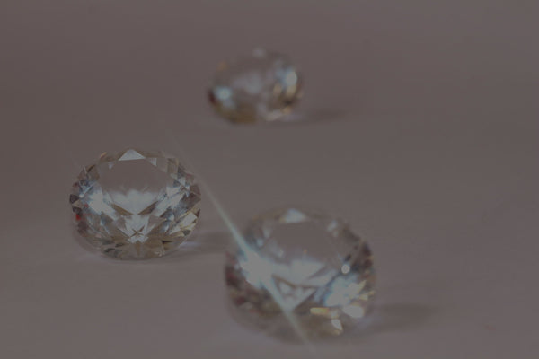 The History of Diamond Jewelry: Symbolism, Luxury, and Eternal Beauty