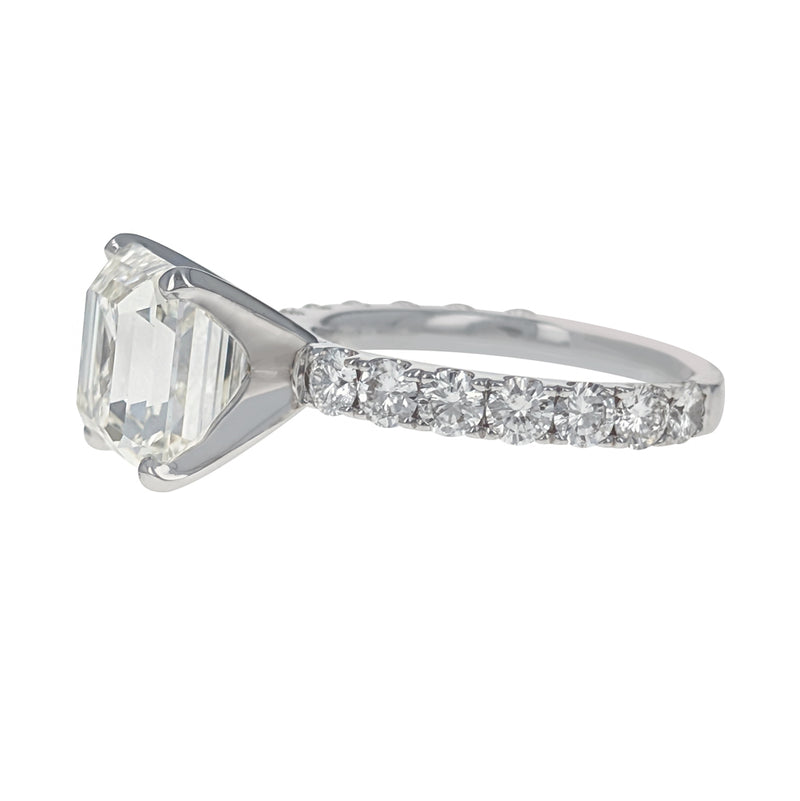 Asscher Cut Diamond Engagement Ring in 18K White Gold