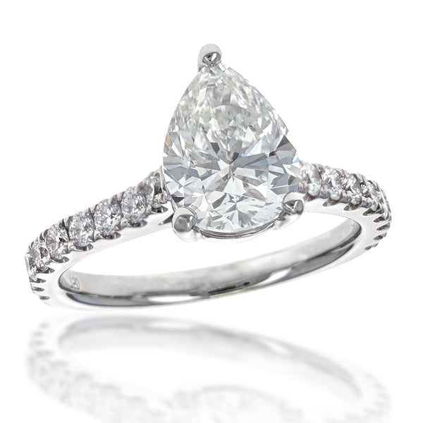 18K White Gold Pear Cut Diamond Engagement Ring