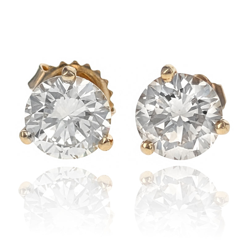 Diamond Stud Earrings in Yellow Gold