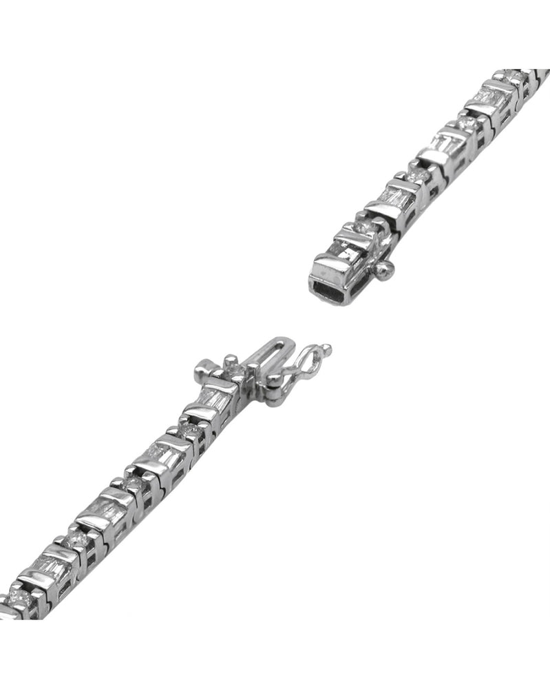 Alternating Round and Baguette Diamond Inline Bracelet in Platinum