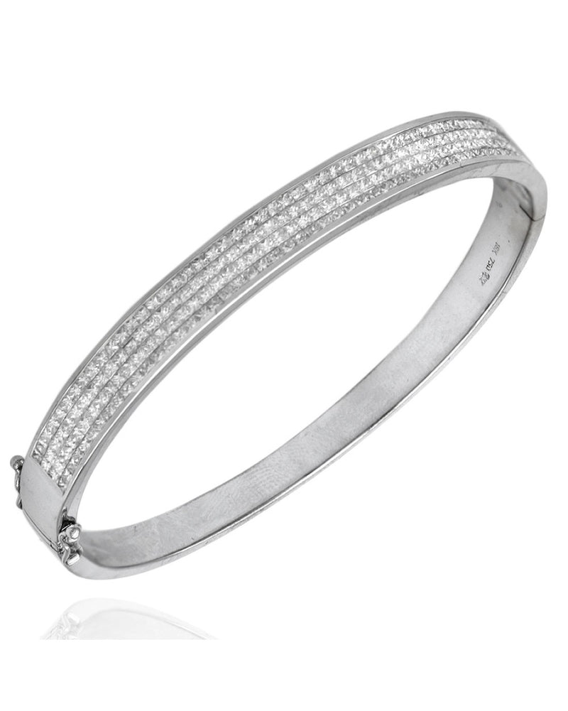 Diamond Hinged Bangle Bracelet in White Gold