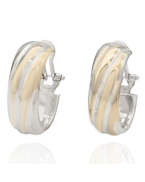 Fluted Huggie Earrings in White Gold