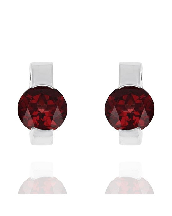 Garnet Stud Set Earrings in Gold