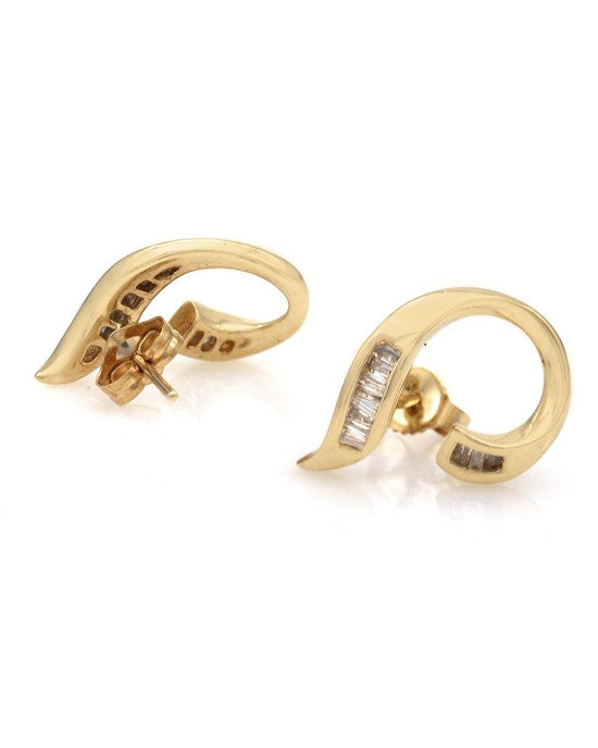 Diamond Swirl Earrings in Yellow Gold