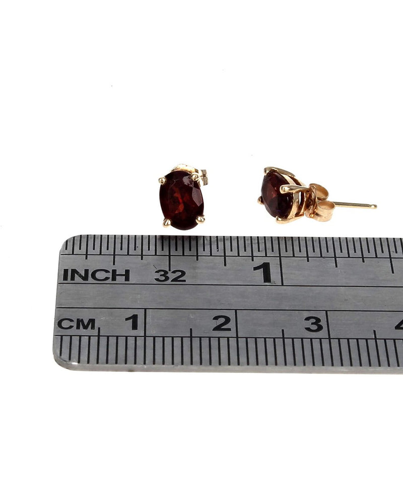 Pyrope Garnet Stud Earrings in Yellow Gold