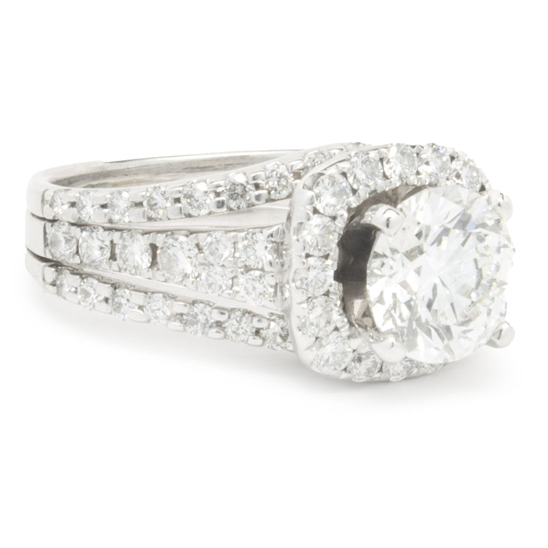 14 Karat White Gold Round Brilliant Cut Diamond Engagement Ring