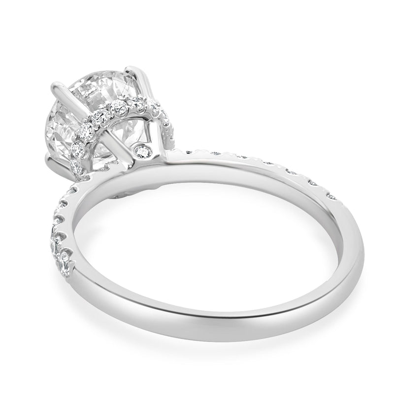 18 Karat White Gold Round Diamond Engagement Ring