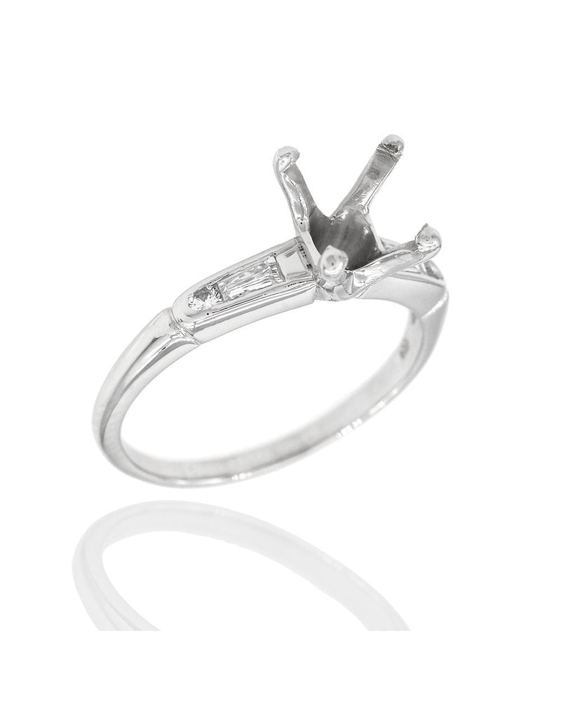 Diamond Engagement Ring Mounting in Platinum