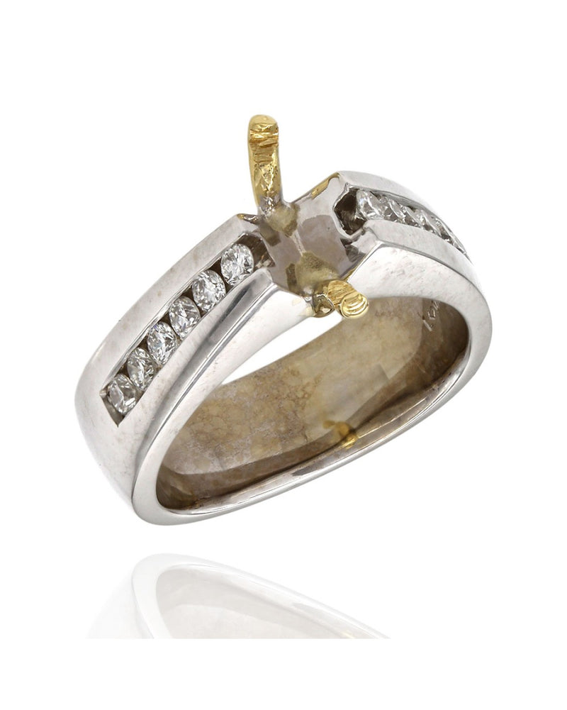 Channel Set Diamond Mounting in Gold