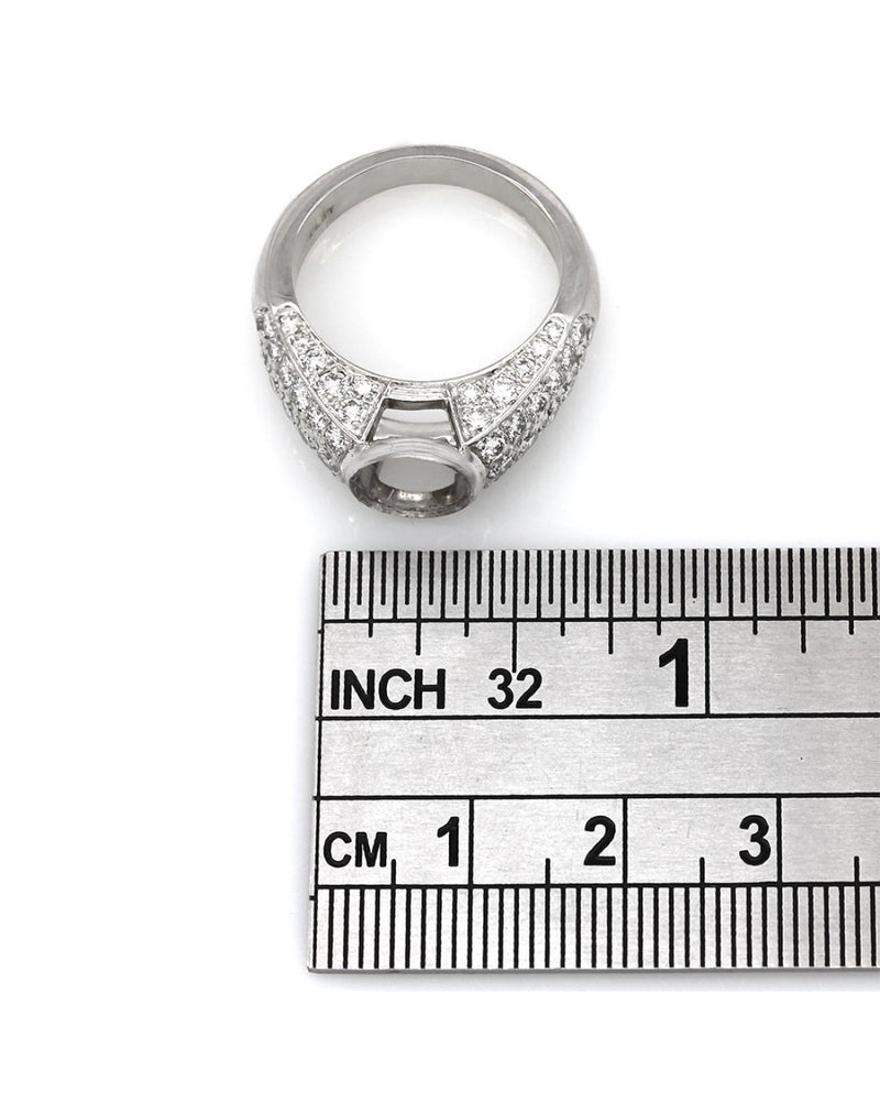 Three Sided Pave Diamond Mounting in Platinum