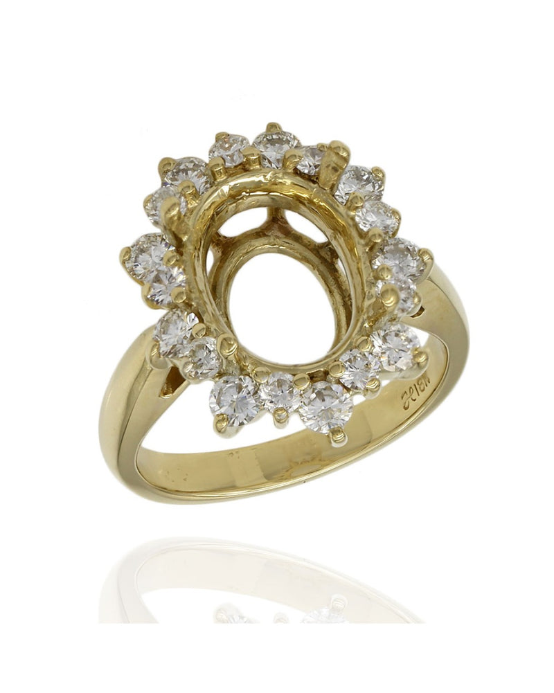 Oval Shaped Diamond Halo Mounting in Gold