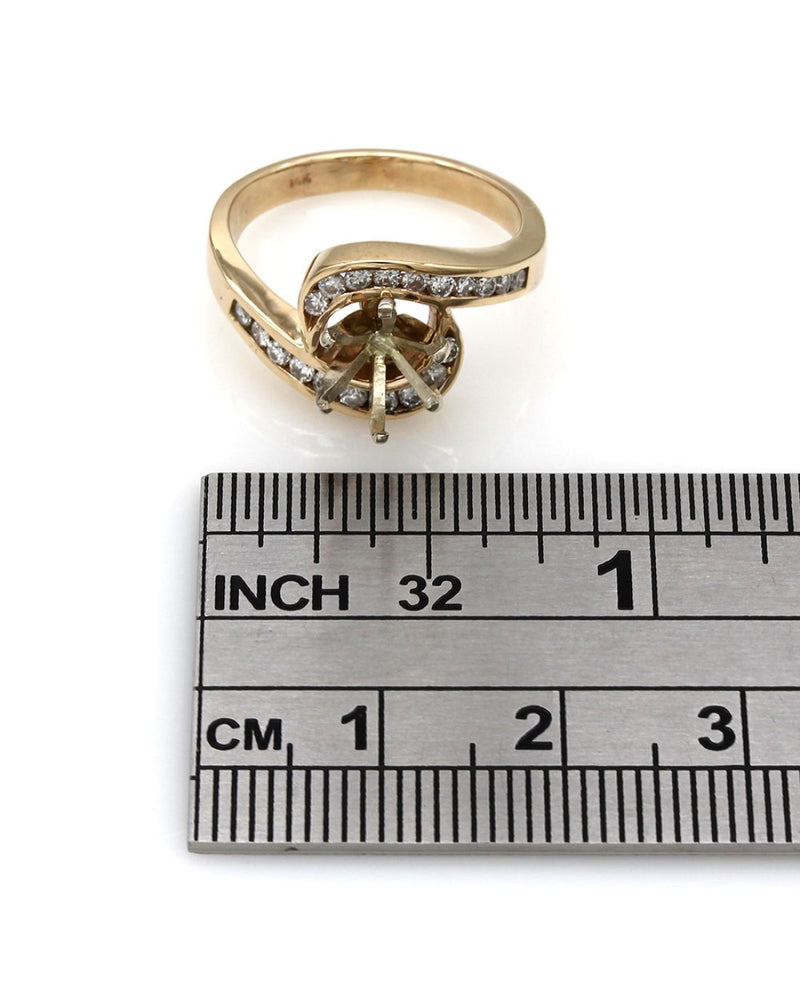 Channel Set Diamond Mounting in Gold