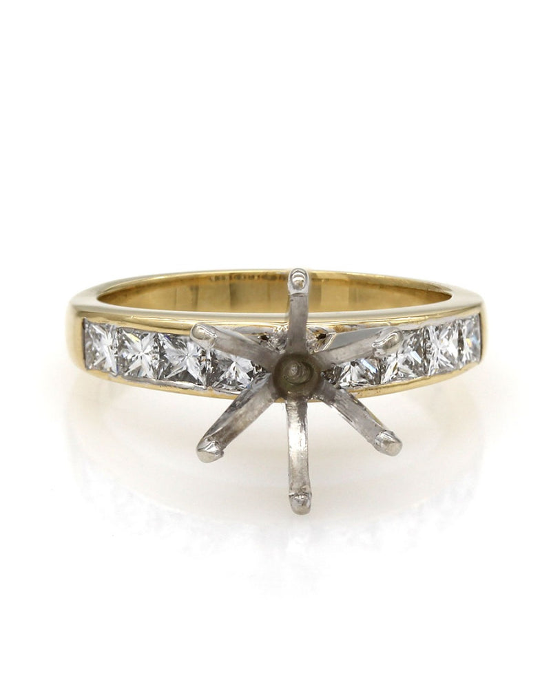 Channel Set Diamond Mounting in Gold