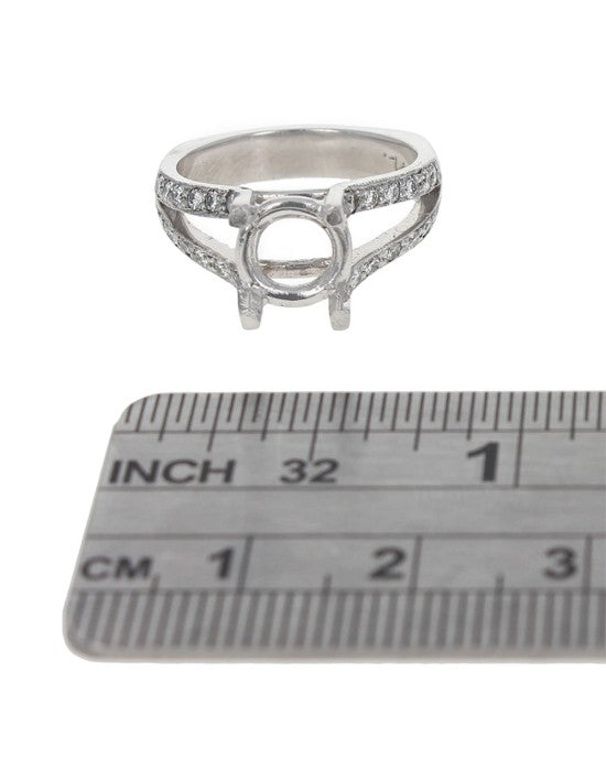 0.42ctw Diamond Split Shank Mounting in Platinum