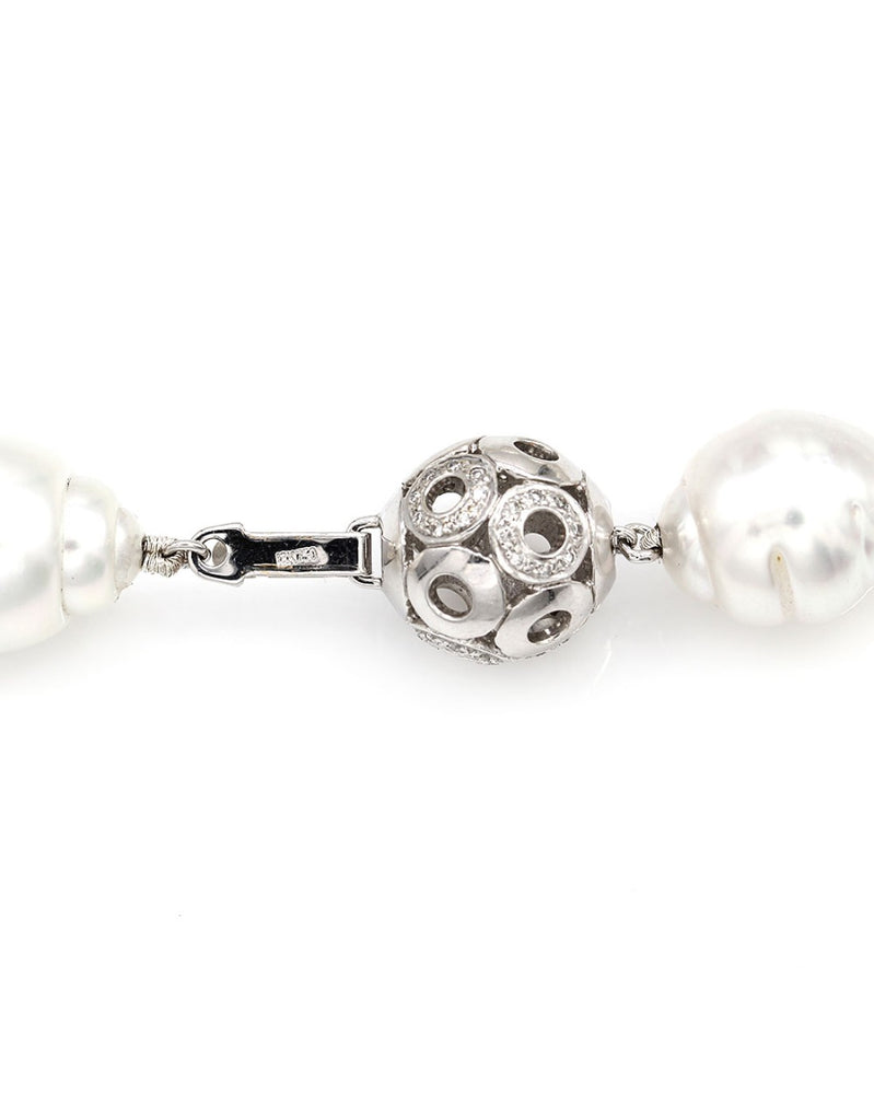 White South Sea Pearl Necklace with Diamond Ball Clasp in Gold