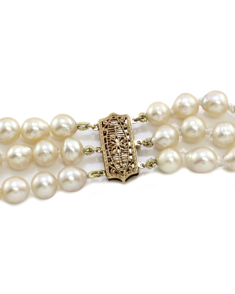 Pearl Necklace with Gold Clasp