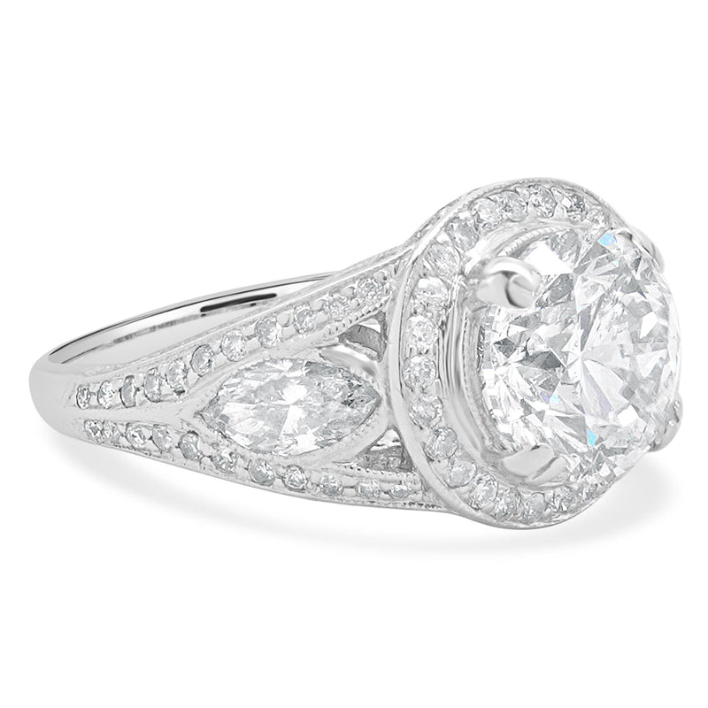 18 Karat White Gold Round Brilliant Cut Diamond Engagement Ring