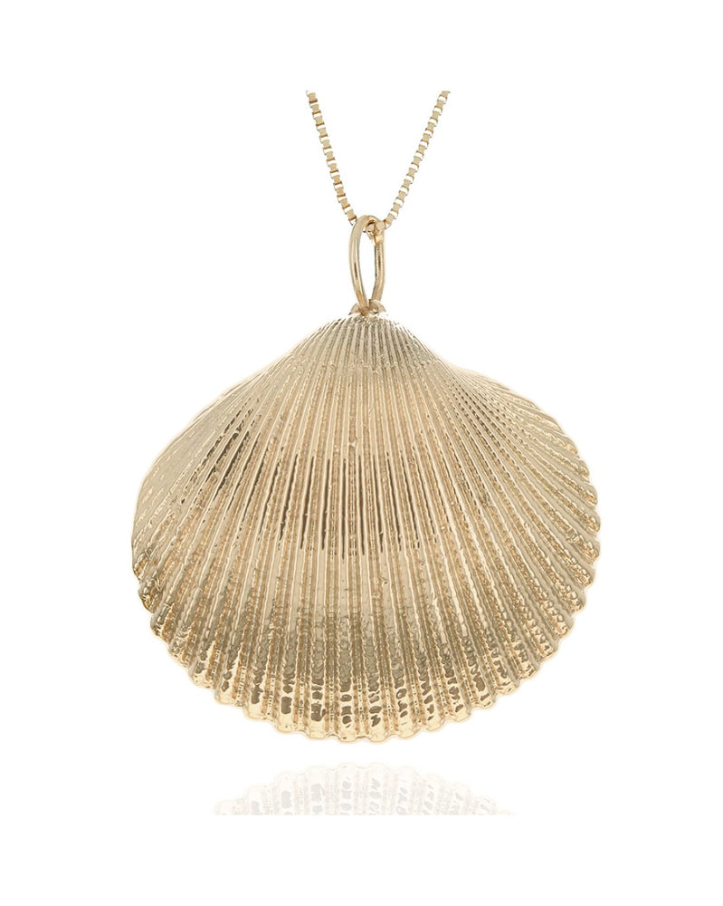 Seashell Pendant on Box Chain Necklace