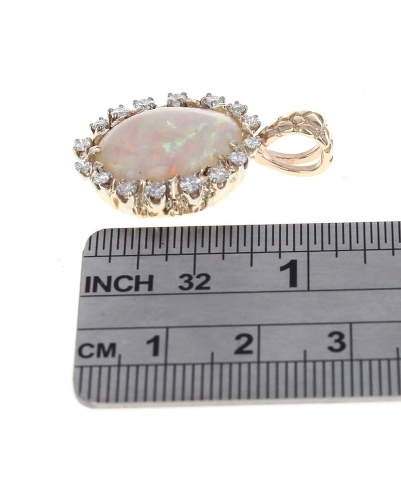 17.4 x 13.5mm Oval Opal and 0.96ctw Diamond Pendant in 14K Yellow Gold