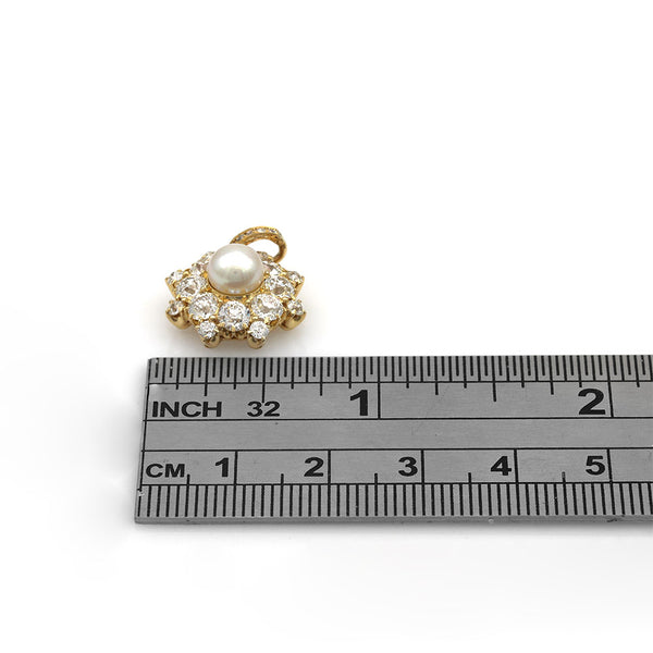 6.4mm Pearl & Diamond Halo Drop Pendant in Yellow Gold