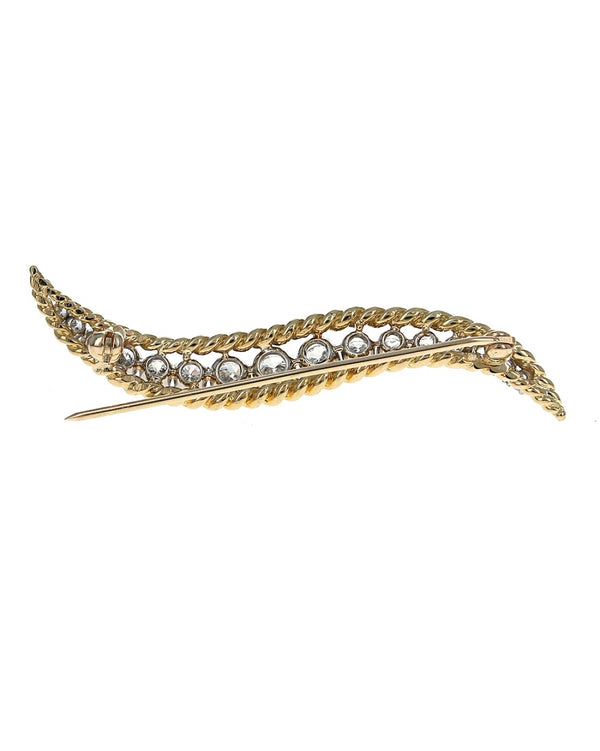 Graduated Diamond Twisted Accent Wave Brooch