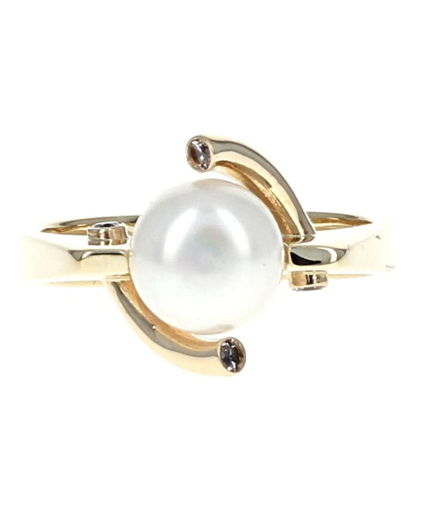 7.7 x 5.8mm Freshwater Pearl and CZ Contempory Ring in 14K Yellow Gold