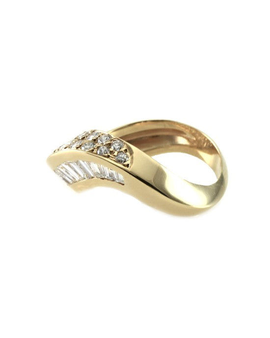 Diamond Pave Wave Ring in Gold