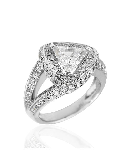 1.07ct VS2, E GIA Certified Trilliant Diamond Engagement Ring in 18K White Gold