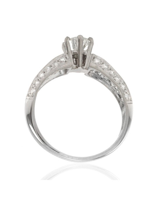 0.60ct SI2, E Round Brilliant Cut Diamond Engagement Ring in Platinum