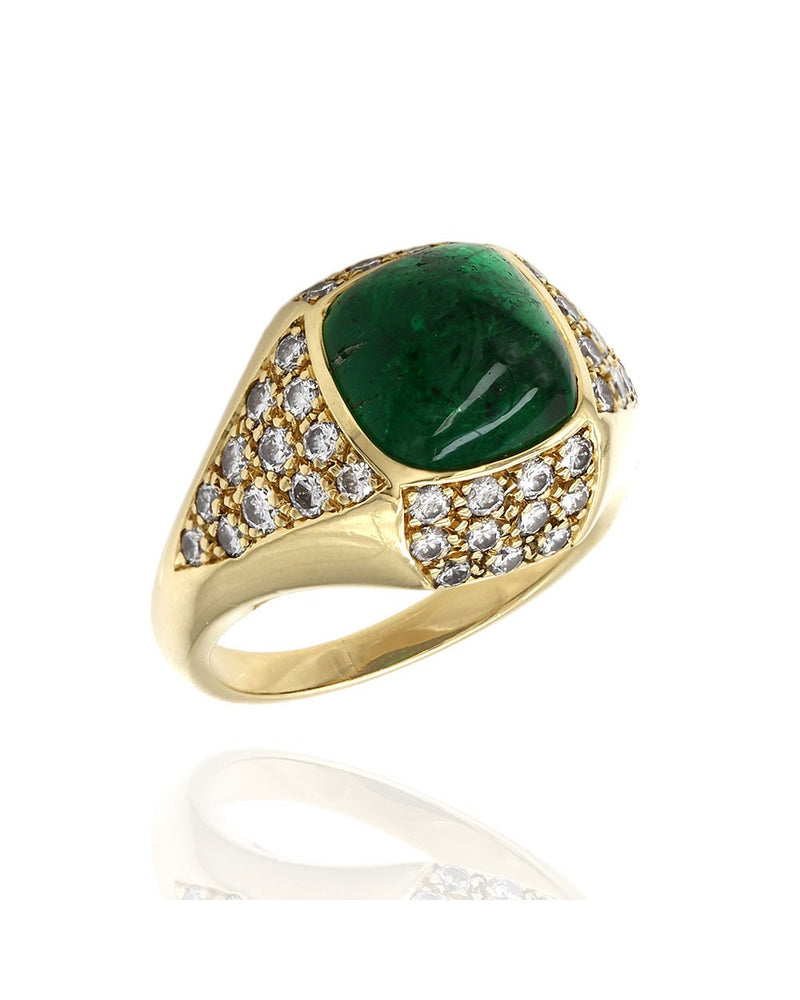 Sugarloaf Emerald and Diamond Ring in Gold