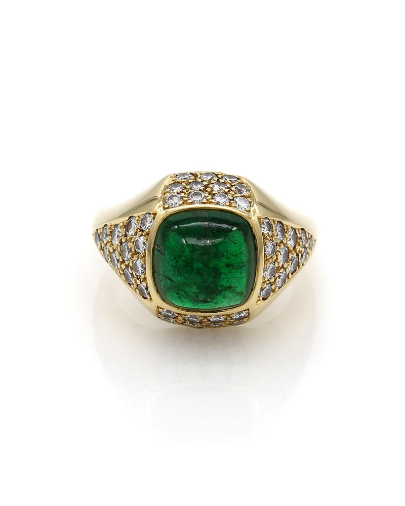 Sugarloaf Emerald and Diamond Ring in Gold