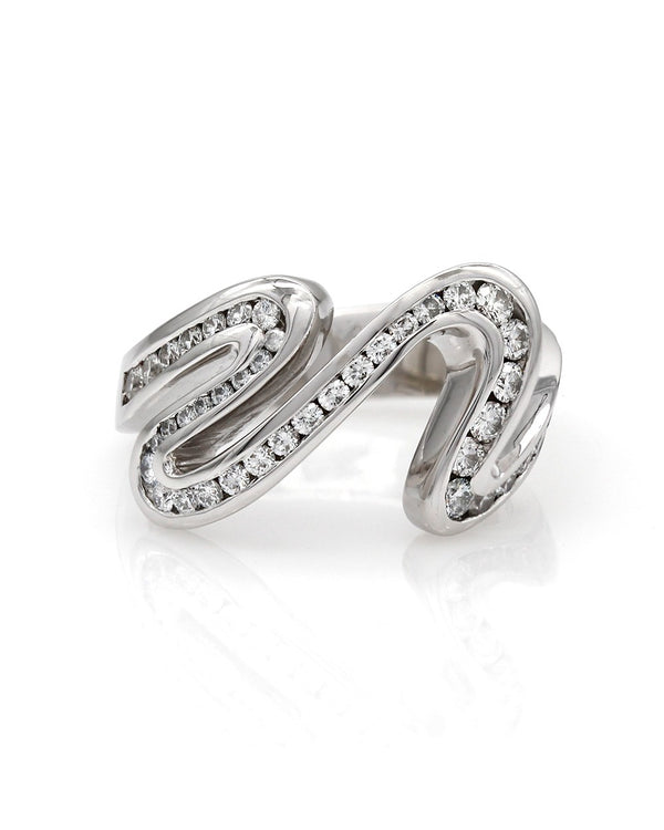 Gauthier Diamond Ribbon Ring in Gold
