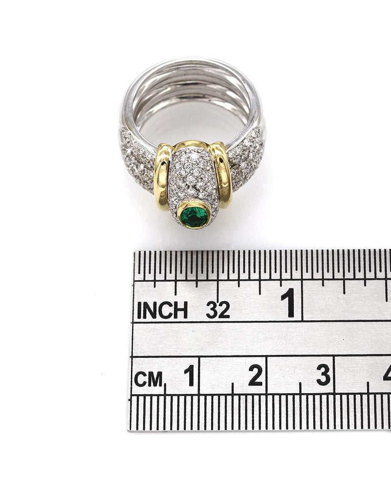 Emerald and Diamond Ring in Gold