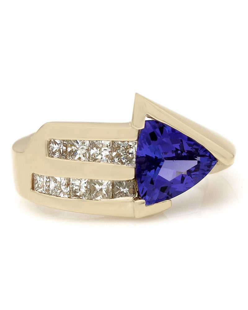 14KY Tanzanite and Diamond Ring