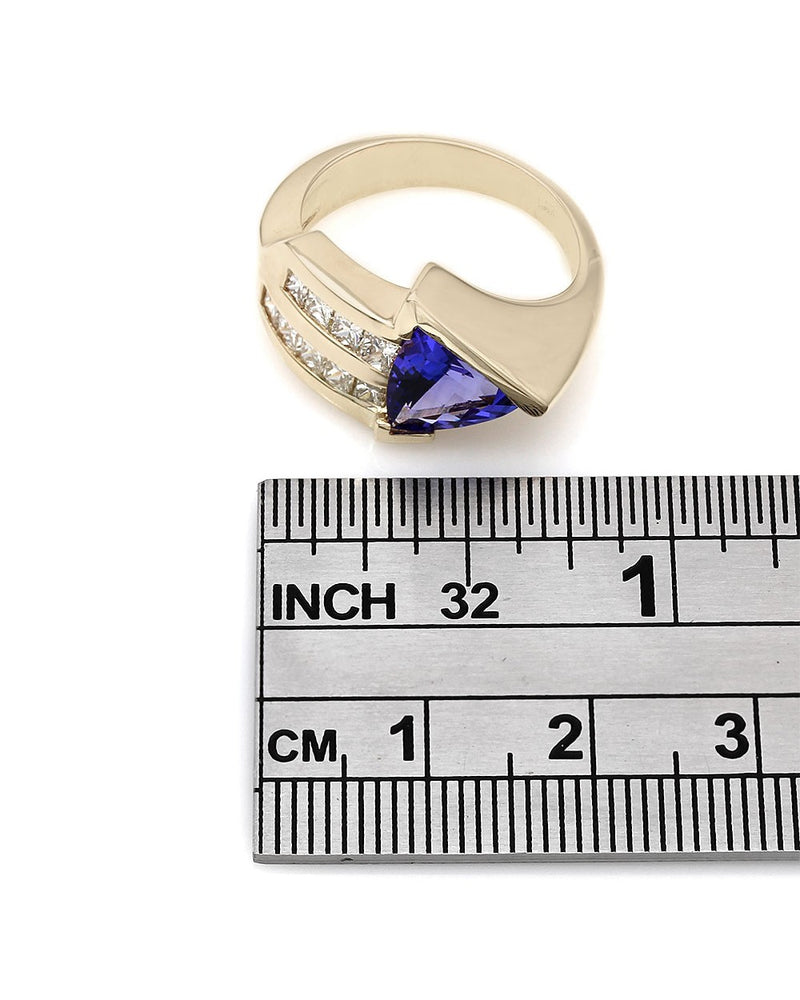 14KY Tanzanite and Diamond Ring