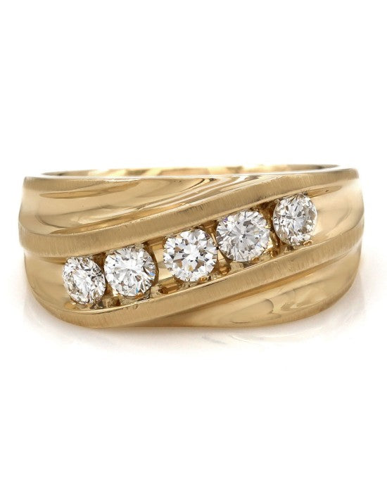 Gentleman's Diamond Ring in Gold