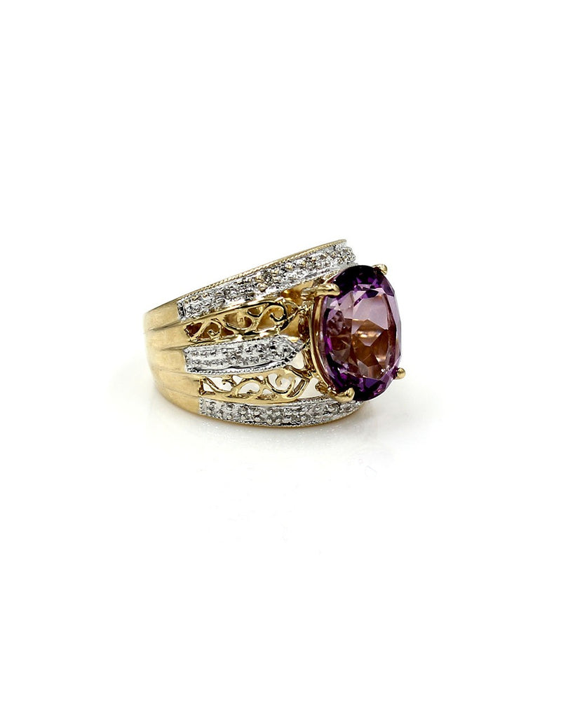 Amethyst and Diamond Ring in Gold