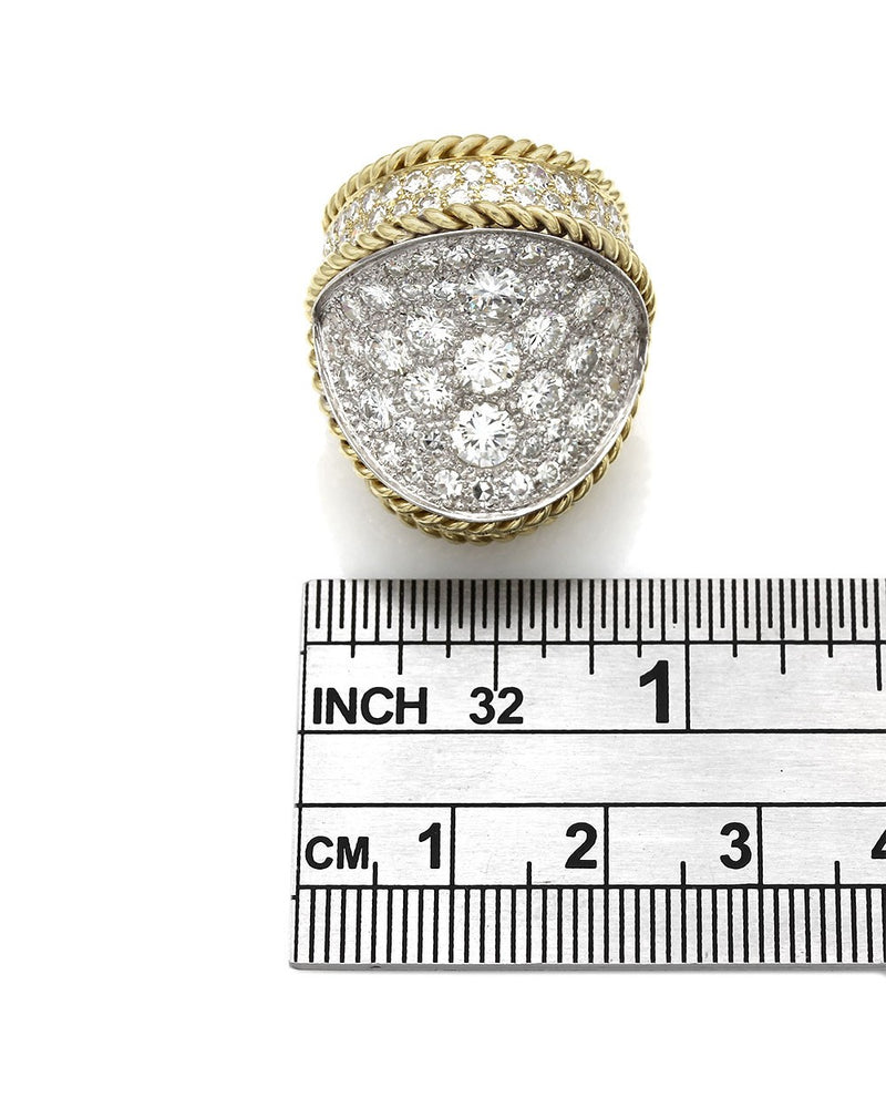 18KY Rope Edged Diamond Concave Ring in Gold