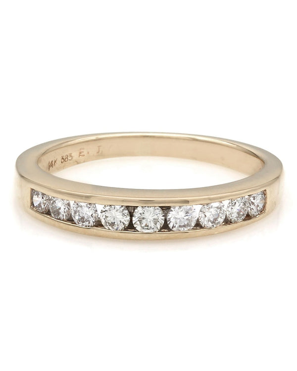 14ky Round Diamond Channel Set Band