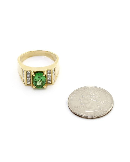 Gentleman's Tsavorite and Diamond Ring in Gold