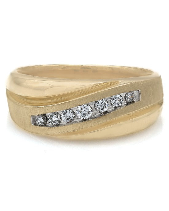 Gentleman's Graduated Diamond Ring