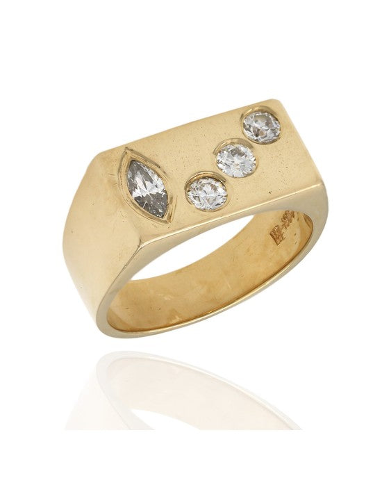 Gentleman's Rectangular Top Diamond Ring in Gold