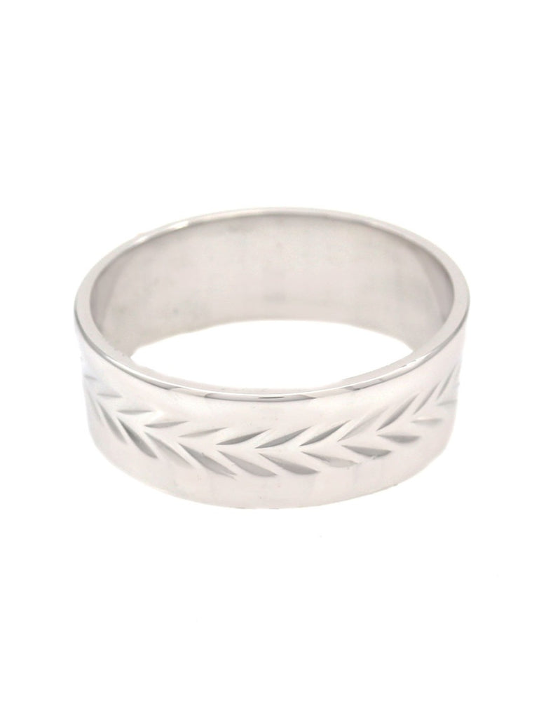 Gentlemans Folate Motif Concave Ring