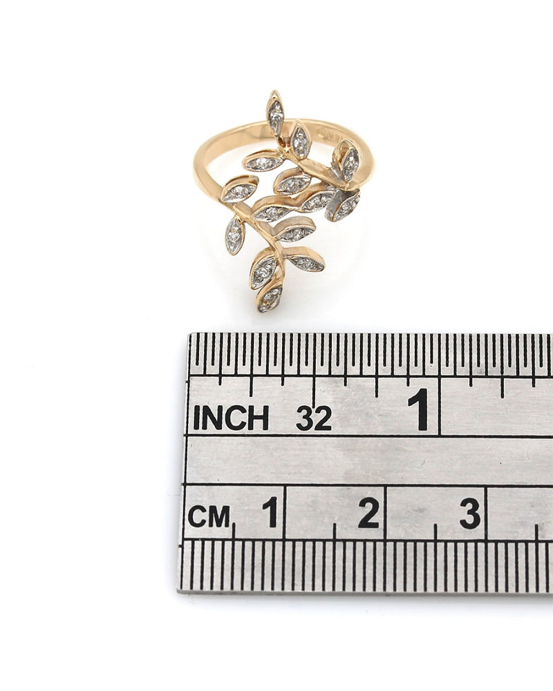 Diamond Bypass Folate Motif Ring