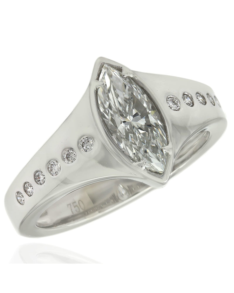 Marquise Diamond Ring in 18k White Gold