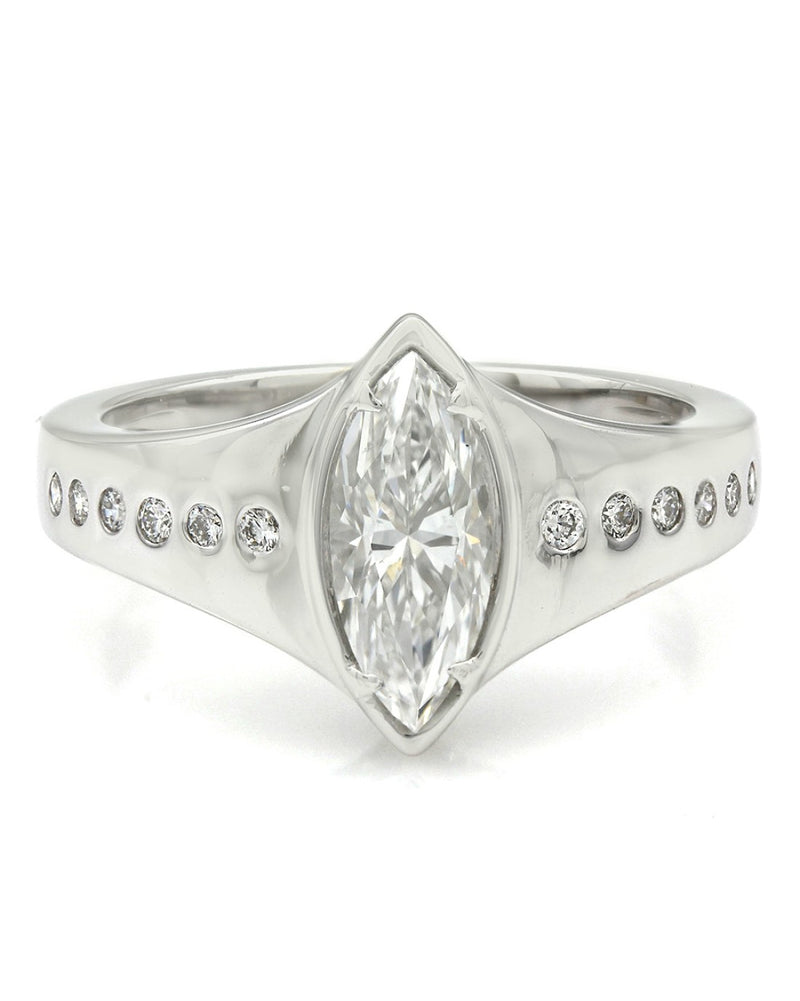 Marquise Diamond Ring in 18k White Gold