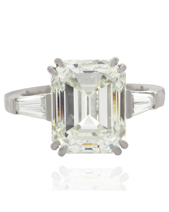 Emerald Diamond Solitaire Ring in Platinum