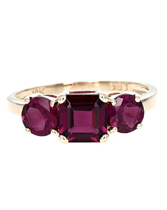 3 Stone Garnet Ring in Gold